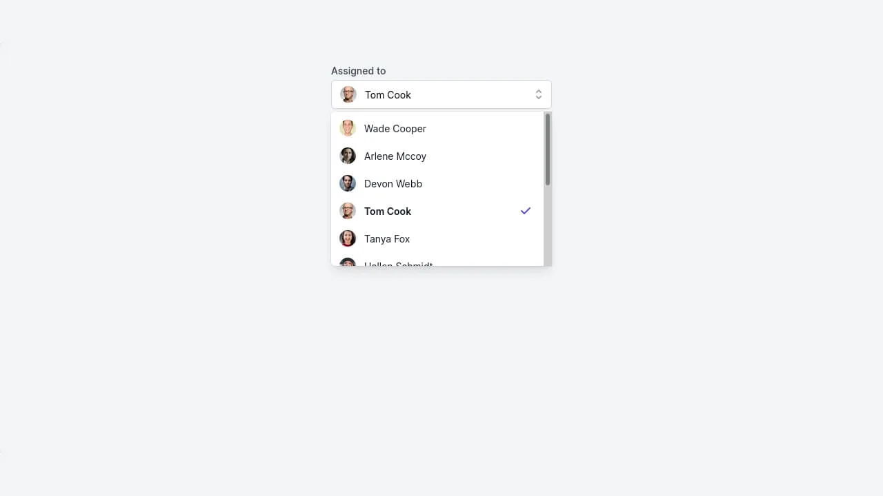 Tailwind Avatars - custom-with-avatar